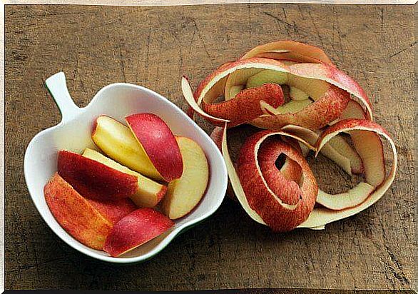 Apple-peels-for-weight-loss