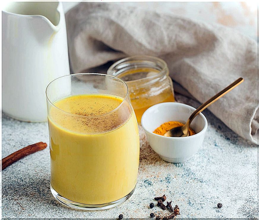 Can a tablespoon of turmeric every day improve health?