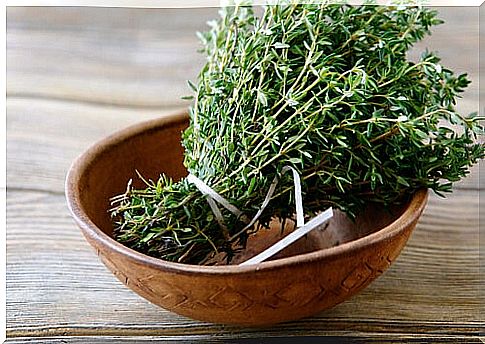 thyme against dandruff