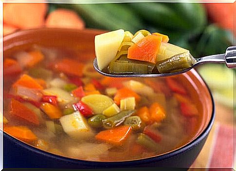 Vegetable soup for soft diet