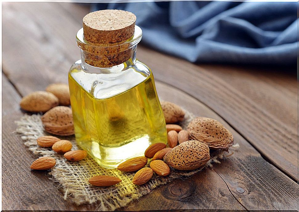 Moisturize your hands with almond oil