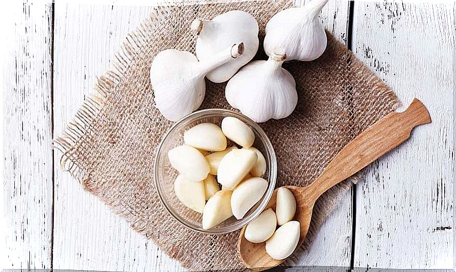 Home remedies with garlic